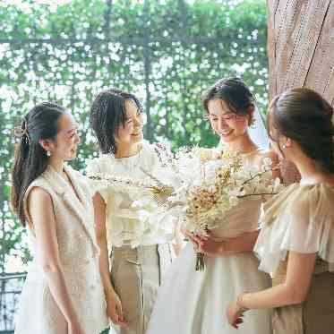 アーフェリーク白金/テイクアンドギヴ・ニーズウェディング 大切なゲストに囲まれながら行う挙式