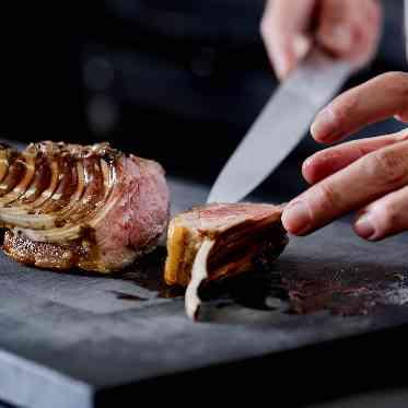 アーフェリーク白金/テイクアンドギヴ・ニーズウェディング 1週間かけて仕込む美食を!