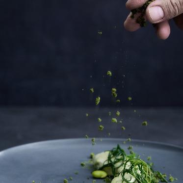 アーフェリーク白金/テイクアンドギヴ・ニーズウェディング 1週間かけて仕込む美食を!