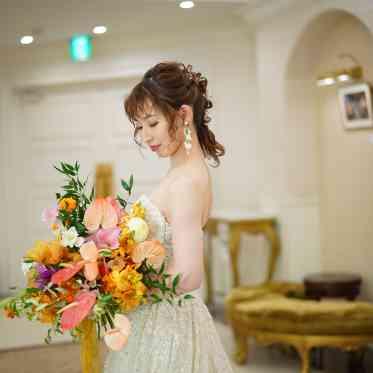 アーカンジェル代官山/テイクアンドギヴ・ニーズウェディング アンティークな家具や調度品が上質さを演出