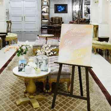 アーカンジェル代官山/テイクアンドギヴ・ニーズウェディング お持ち込みのアイテムを飾っていただけます