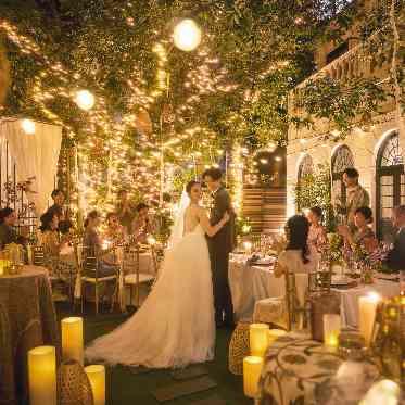 麻布迎賓館/テイクアンドギヴ・ニーズウェディング 花と緑に囲まれた庭のある貸切一軒家