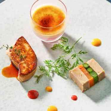 ニーズ青山 by T&G WEDDING (旧 青山迎賓館) 1週間かけて仕込み、丁寧に仕上げられるお料理