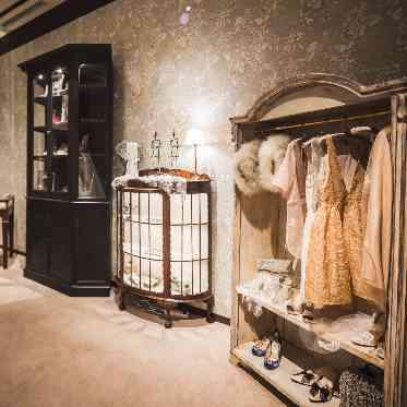 ニーズ青山 by T&G WEDDING (旧 青山迎賓館) 【MIRROR MIRROR】