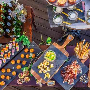 表参道TERRACE/テイクアンドギヴ・ニーズウェディング おふたりならではのオリジナルブッフェ