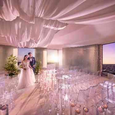 SAKURA SKY PALACE 刻々と変わる光に包まれる幻想的なナイトチャペル