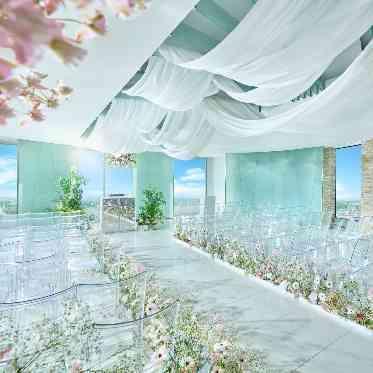 SAKURA SKY PALACE 祭壇の先に広がる、圧巻のパノラマビュー
