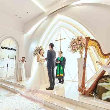 ヒルサイドクラブ迎賓館(八王子)/テイクアンドギヴ・ニーズウェディング ゲストとの距離感を大切にしたホワイトチャペル