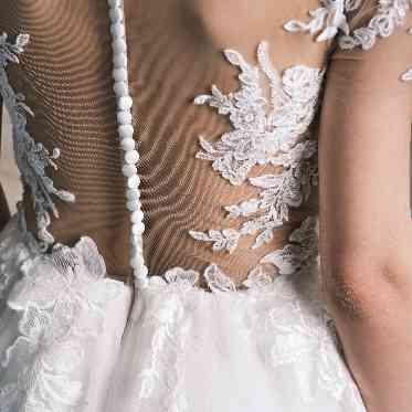 ヒルサイドクラブ迎賓館(八王子)/テイクアンドギヴ・ニーズウェディング バックスタイルや小物選びにもこだわって