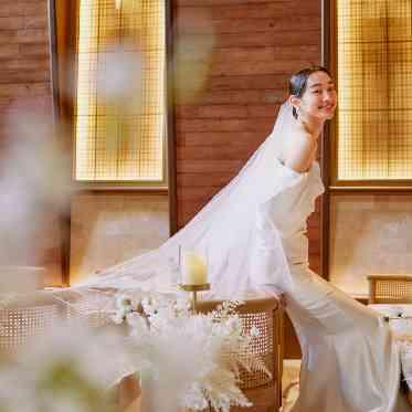 山手迎賓館 横浜/テイクアンドギヴ・ニーズウェディング やさしい陽光がふりそそぐ木目の温もり