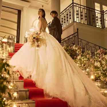 アクアテラス迎賓館(新横浜)/テイクアンドギヴ・ニーズウェディング レットカーペットはワンランク上の雰囲気に