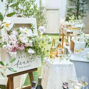 アクアテラス迎賓館(新横浜)/テイクアンドギヴ・ニーズウェディング お好きなお飲み物で披露宴前の乾杯セレモニーも人気の演出