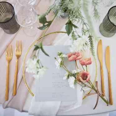 アクアテラス迎賓館(新横浜)/テイクアンドギヴ・ニーズウェディング テーブルコーディネートもおふたりらしく