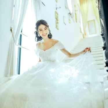 アクアテラス迎賓館(新横浜)/テイクアンドギヴ・ニーズウェディング 階段は憧れの的