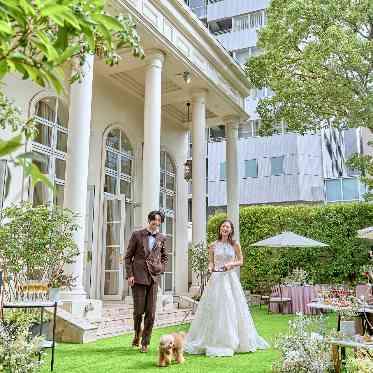 アクアテラス迎賓館(新横浜)/テイクアンドギヴ・ニーズウェディング ガーデンだけでなく、パーティ会場にもワンちゃんOK!ペット参加型ウェディング♪