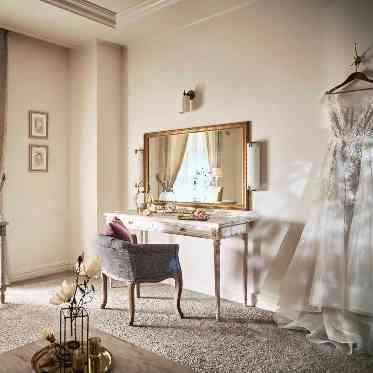 アクアテラス迎賓館(新横浜)/テイクアンドギヴ・ニーズウェディング ゆったりとくつろぎながら花嫁姿を創り上げていくブライズルーム