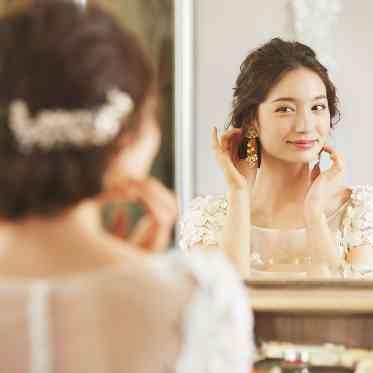 アクアテラス迎賓館(新横浜)/テイクアンドギヴ・ニーズウェディング 花嫁姿が仕上がるわくわくする時間