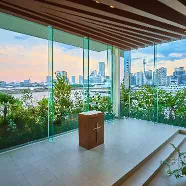 コットンハーバークラブ(横浜)/テイクアンドギヴ・ニーズウェディング マジックアワーの時間はより一層幻想的