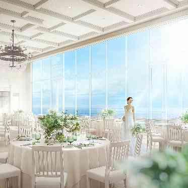 ニーズ湘南茅ヶ崎 by T&G WEDDING(旧 茅ヶ崎迎賓館) 一面ガラス張りの披露宴会場からも湘南の海を望む全館オーシャンビュー