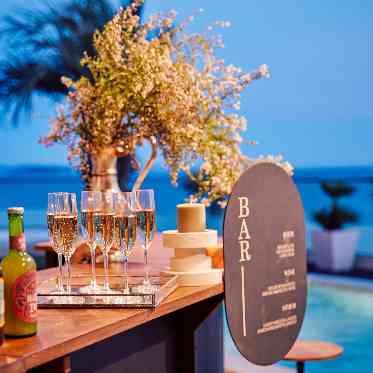 茅ヶ崎迎賓館/テイクアンドギヴ・ニーズウェディング サンセットが美しいナイトウェディング