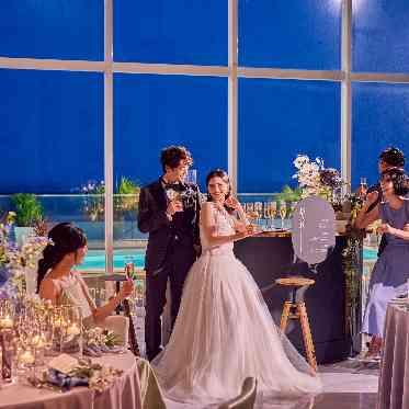 茅ヶ崎迎賓館/テイクアンドギヴ・ニーズウェディング サンセットが美しいナイトウェディング