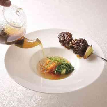 茅ヶ崎迎賓館 神奈川県産やまゆり牛と季節の野菜を太平洋バーベキューのイメージで