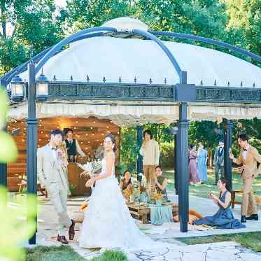 ニーズ柏 by T&G WEDDING(旧 アーセンティア迎賓館 柏) 自然に包まれた屋外のセレモニー