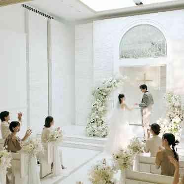 ニーズ千葉みなと by T&G WEDDING(旧 ベイサイドパーク迎賓館 千葉みなと) おふたりらしくチャペルをコーディネート