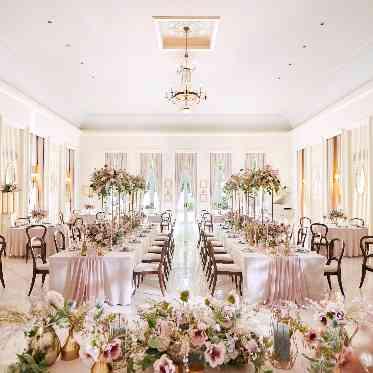 ベイサイドパーク迎賓館(千葉みなと)/テイクアンドギヴ・ニーズウェディング ガーデン隣接の披露宴会場で明るく開放的な空間でアットホームな時間を…