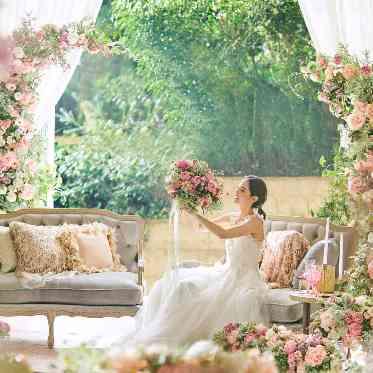 ベイサイドパーク迎賓館(千葉みなと)/テイクアンドギヴ・ニーズウェディング 披露宴会場内にフォトスポットをつくるのもオススメ♪