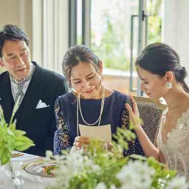 ベイサイドパーク迎賓館（千葉みなと）/テイクアンドギヴ・ニーズウェディング 手紙で感謝を伝えるのも結婚式ならではの演出