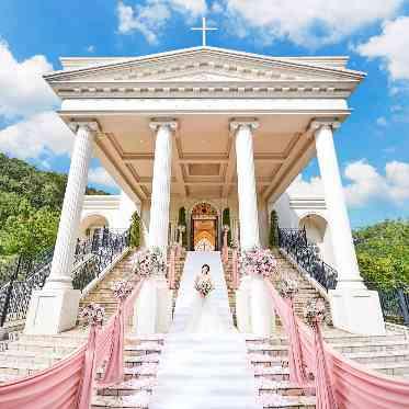 ベイサイドパーク迎賓館(千葉みなと)/テイクアンドギヴ・ニーズウェディング 白×ピンクのCuteなコーディネート