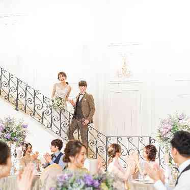 18 (アンウィット) Produced by Casa d' Angela 大階段からの入場はゲストからも好評