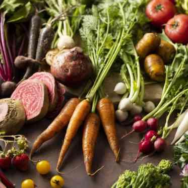 18 (アンウィット) Produced by Casa d' Angela シェフ自ら農家に出向き野菜を仕入れます