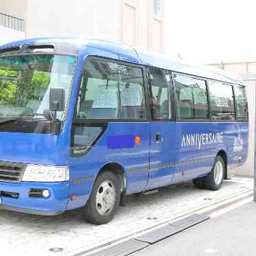 アニヴェルセル 立川 結婚式当日は立川駅からの無料送迎バスがある。