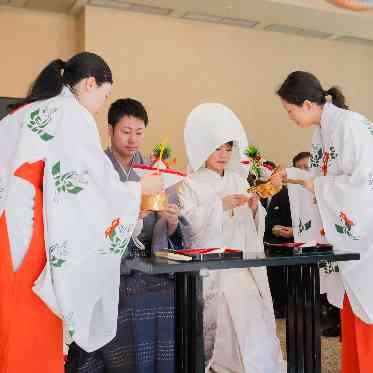館内神前式