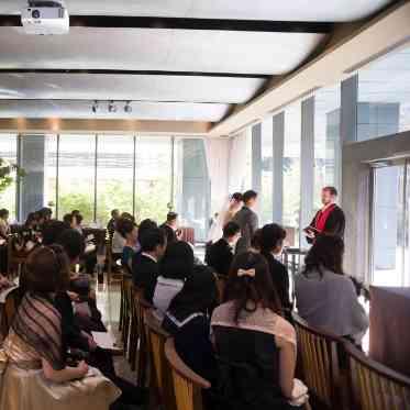 館内キリスト挙式