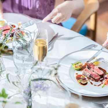 MARINE TOWER WEDDING(マリンタワー ウエディング) 料理を楽しみにしているゲストは想像以上に多いもの。
