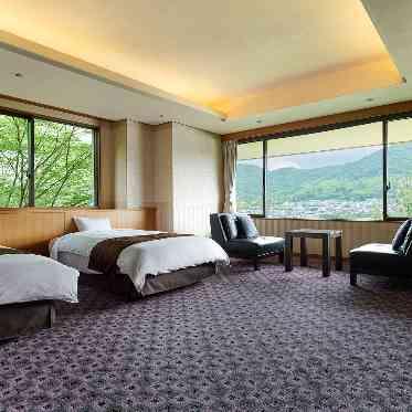 長良川清流ホテル 広々とした客室からは岐阜城や長良川などの絶景が臨める