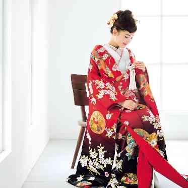 和装も映えるホテルウェディング