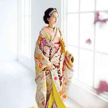 披露宴会場から臨む長良川の自然な雰囲気と相性抜群♪