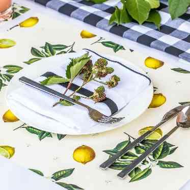 新鮮な空気のもと楽しい食事を満喫しよう