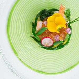ラトリエ・ドゥ・マリエ 香りある野菜のムースと魚介のシャルロット仕立て