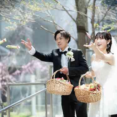 MAISON 8(メゾンエイト) 挙式後のパーティ前におこなうことでゲストもリラックスして過ごすことができる。