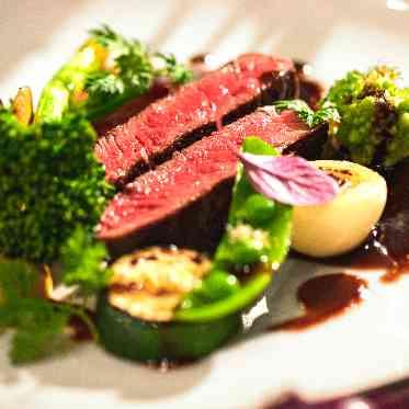 MAISON 8(メゾンエイト) 契約牧場「満天和牛」のロティ