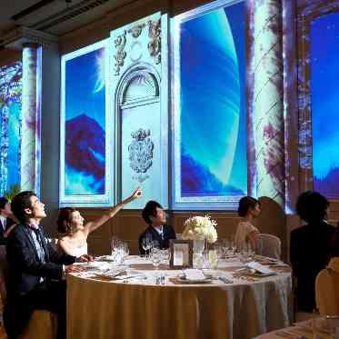 ホテルクラウンパレス浜松 会場壁面に迫力あるプロジェクションマッピングも投影可能