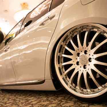 ホテルクラウンパレス浜松 自慢の愛車を飾ることもできます。