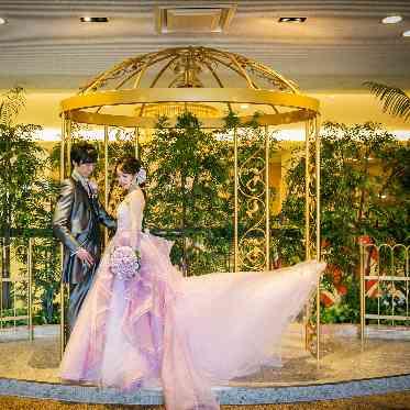 ホテルクラウンパレス浜松 ガーデンにはガゼボもあるのでたくさんのスポットで撮影出来ます。