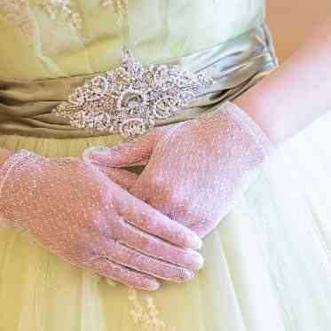 ホテルクラウンパレス浜松 好きな色を着るのもいいですが意外な色を着てみると案外フィットしてたりもします。