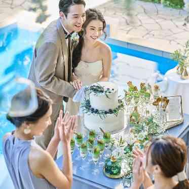 アーセンティア迎賓館(浜松)/テイクアンドギヴ・ニーズウェディング ガーデンでのケーキセレモニーは華やか!